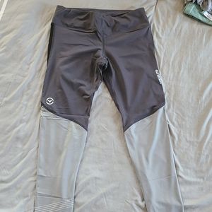 VIRUS Compression leggings